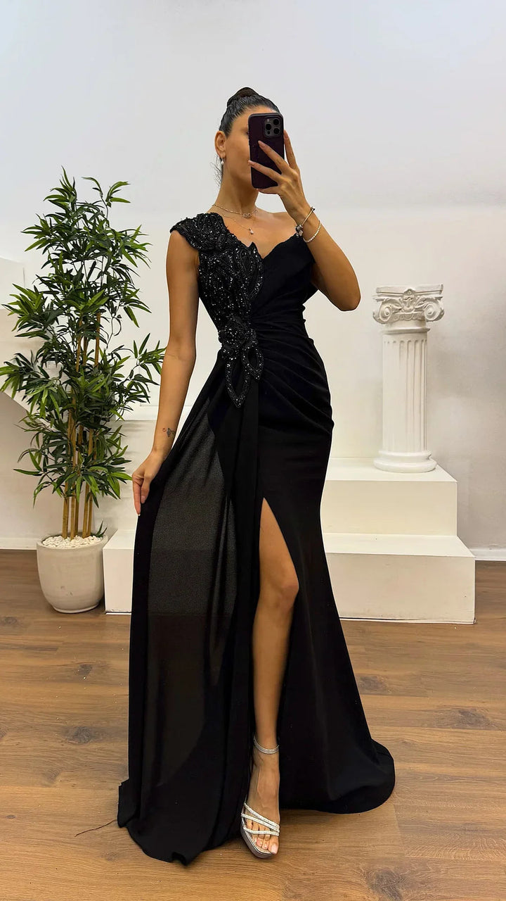 Kamarya – Atmungsaktives Abend Kleid Mit Falten