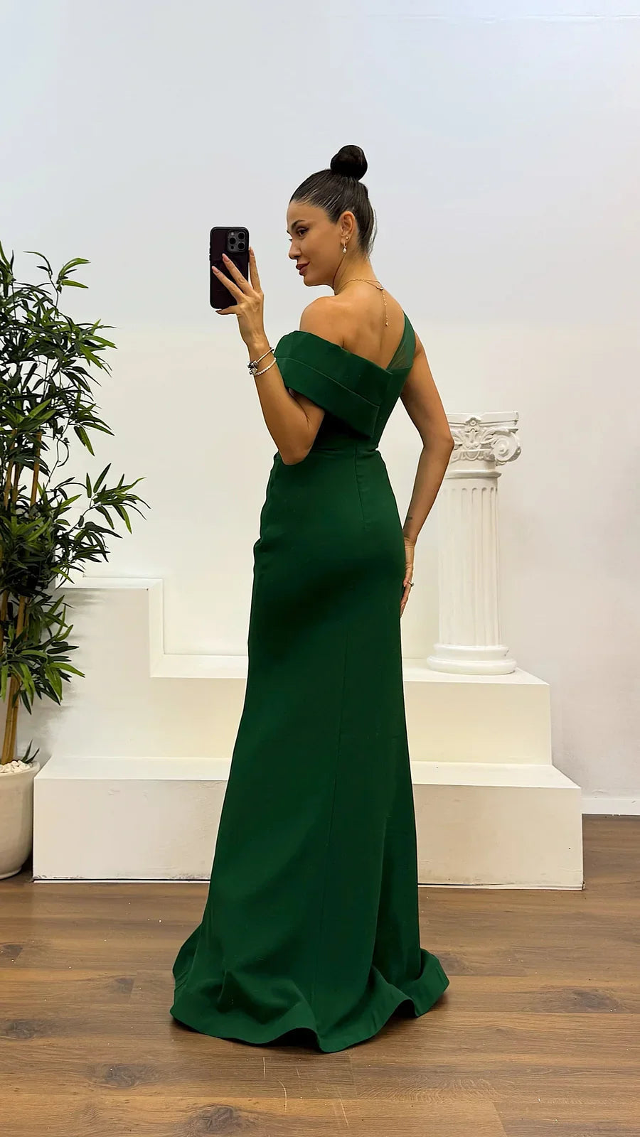 Kamarya – Atmungsaktives Abend Kleid Mit Falten