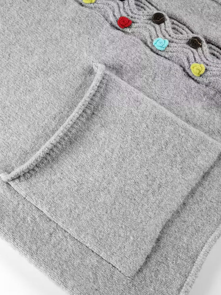 Kynza – Übergröße Strickjacke Mit bunten Knöpfen Vorne