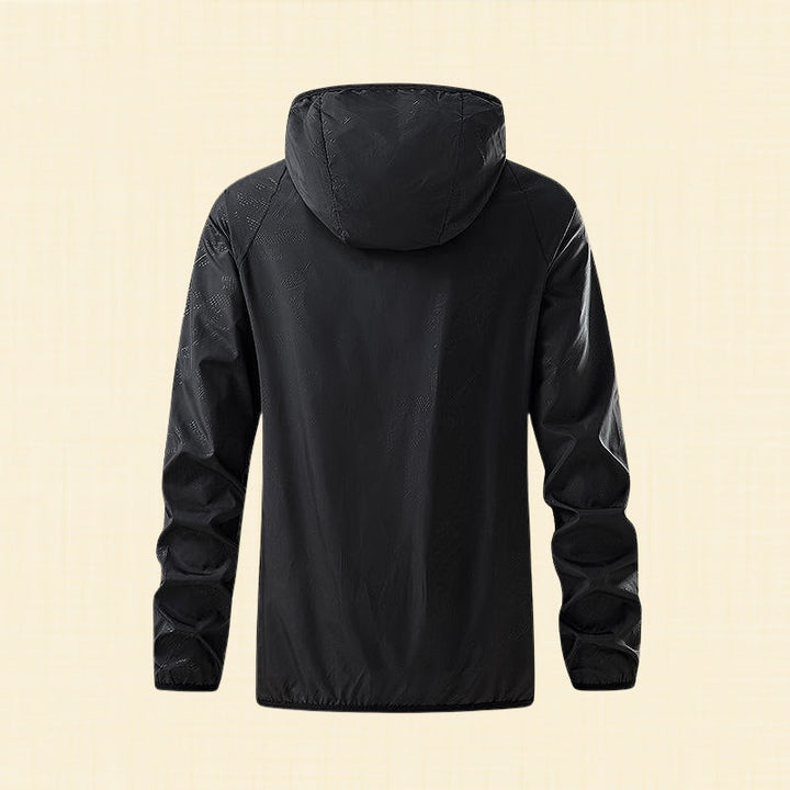 AquaShield – Wasserdichte Wander Jacke