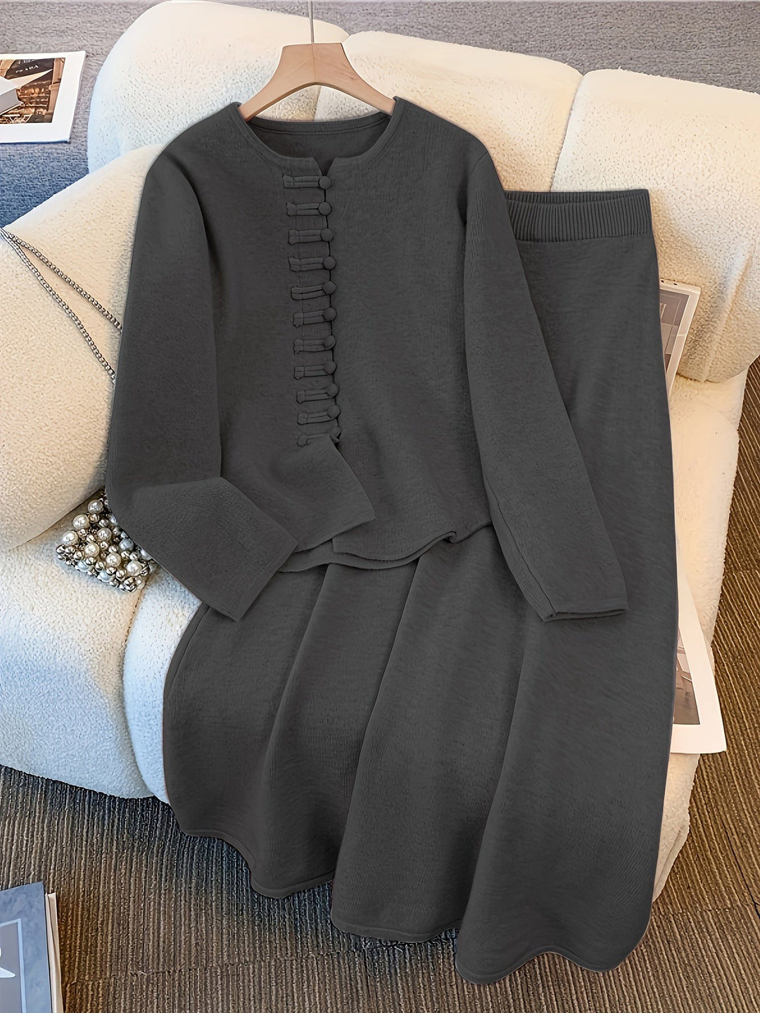 Zorine – Zweiteiliges Set Mit Geknöpftem Cardigan
