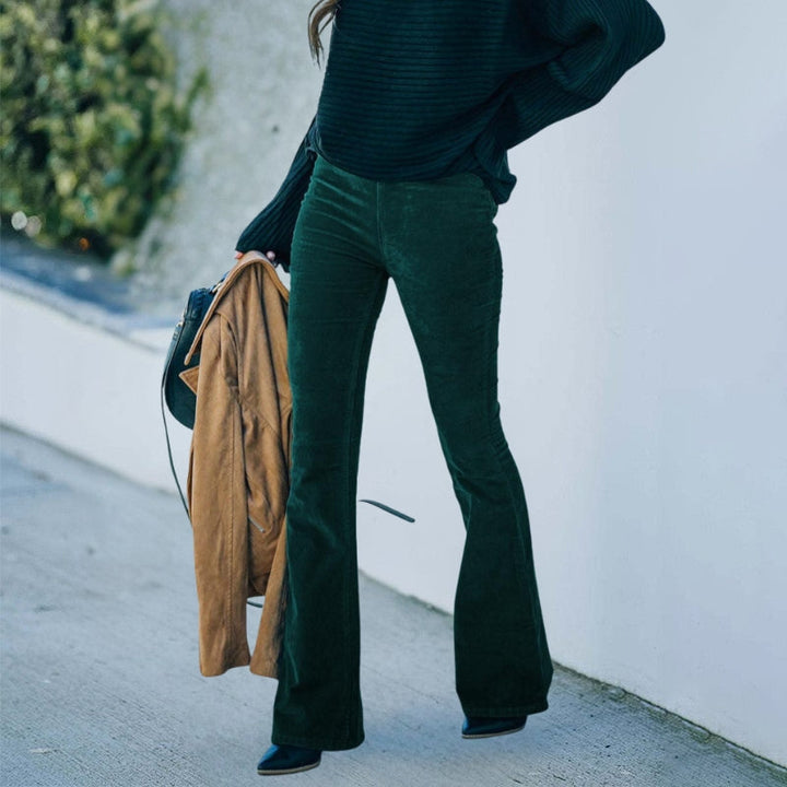 Udilia – Hoch Taillierte Cordhose Mit Ausgestelltem Bein