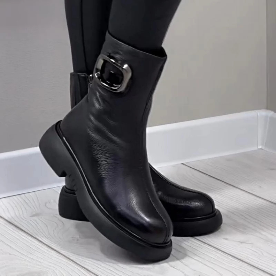 Moniek – Lederstiefeletten Mit Schnalle