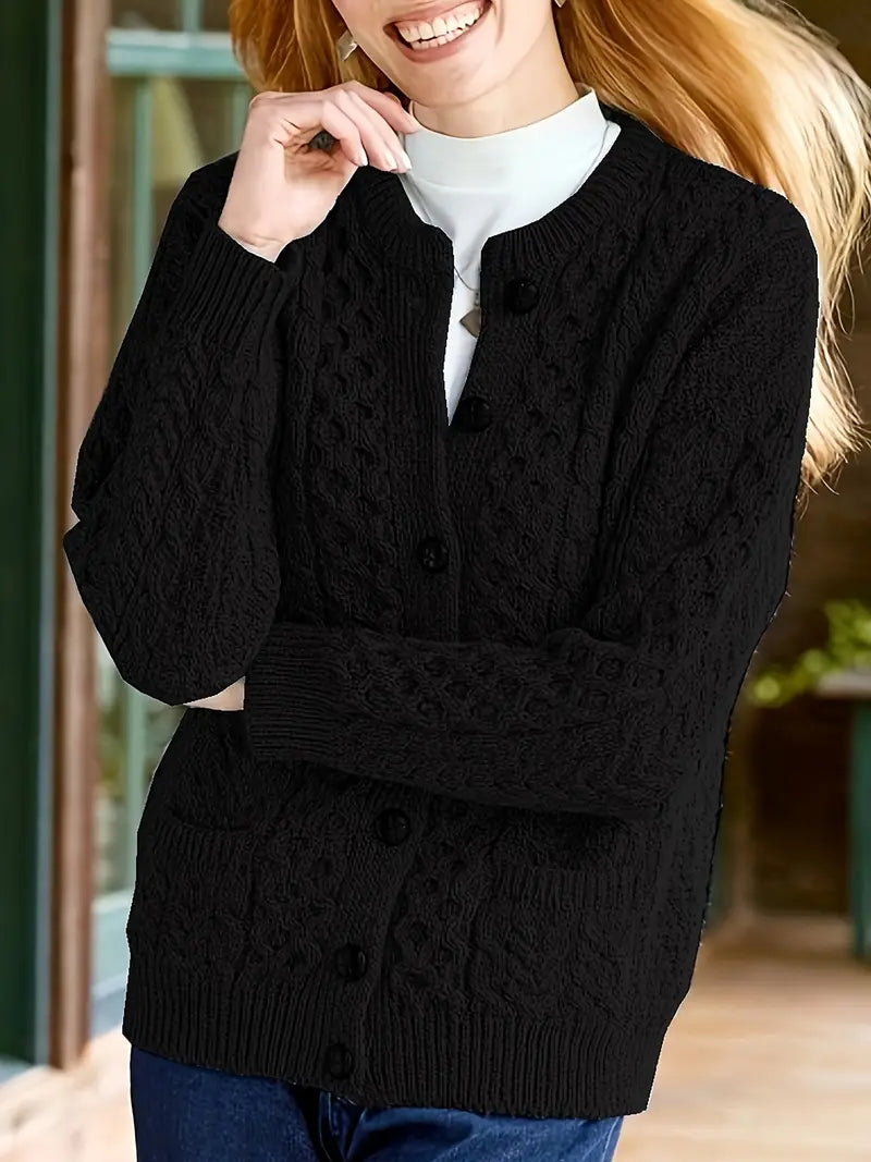 Avery – Strickjacke Mit Knöpfen Und Zopfmuster