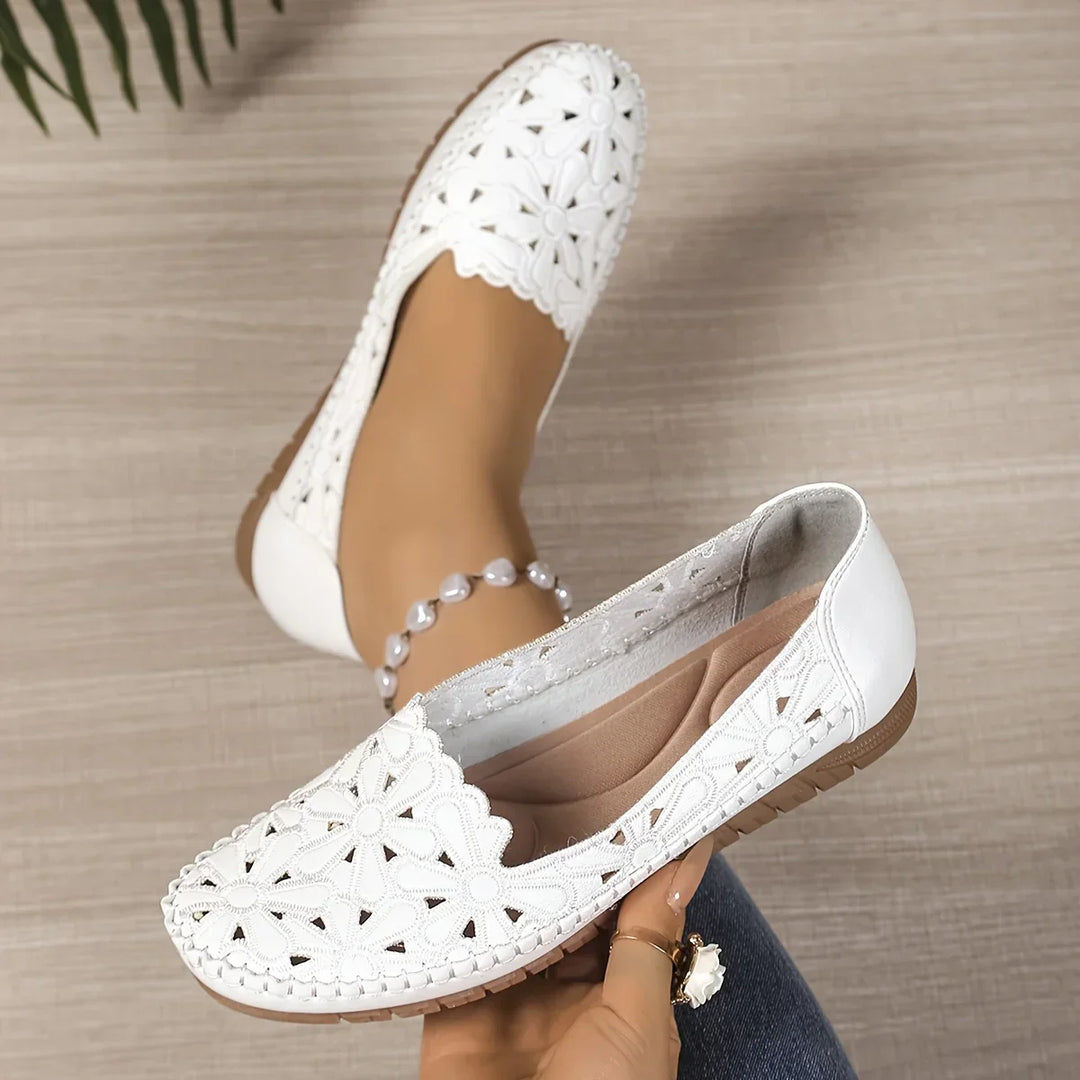 Inessa – Modische Orthopädische Schuhe Mit Ausschnitte