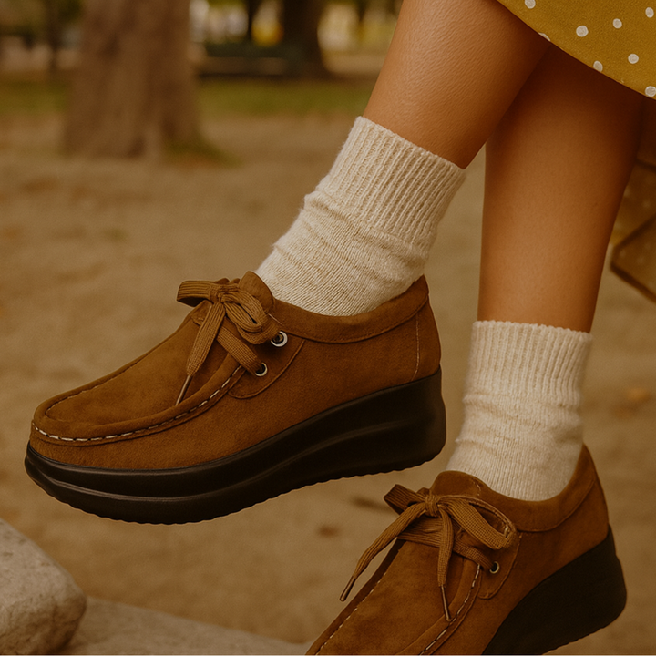 Tonja – Schnürschuhe Aus Wildleder Mit Rutschfester Sohle