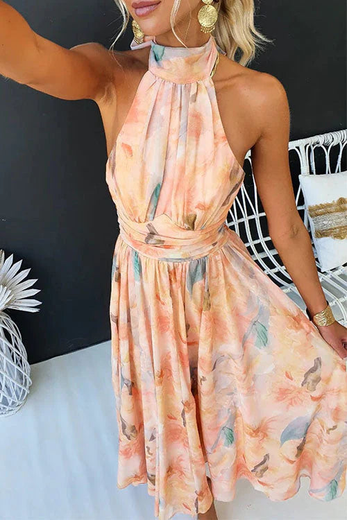 Faina – Langes Halter Ausschnitt Kleid Mit Aquarell Muster