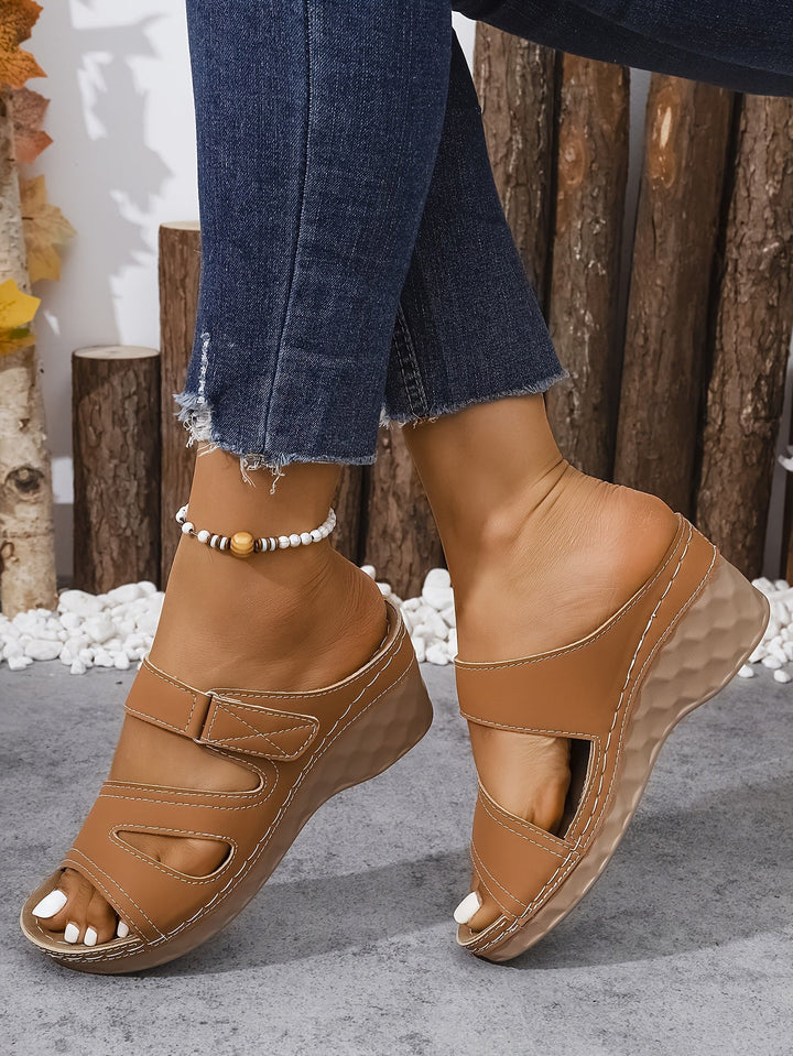 Rowella - Stilvolle Keilsandalette Mit Riemchen