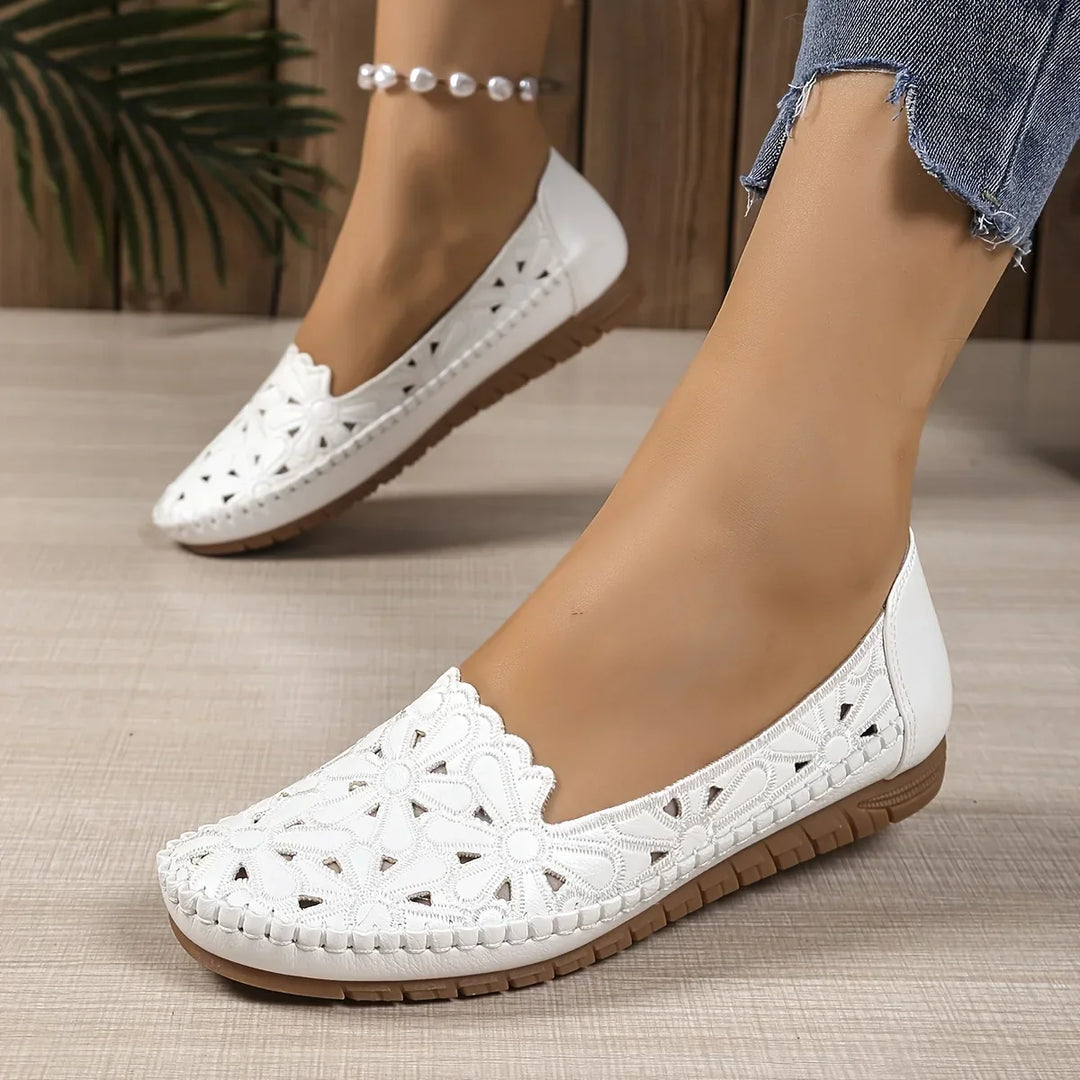 Inessa – Modische Orthopädische Schuhe Mit Ausschnitte