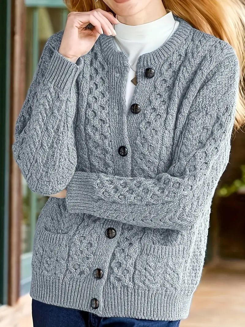 Avery – Strickjacke Mit Knöpfen Und Zopfmuster