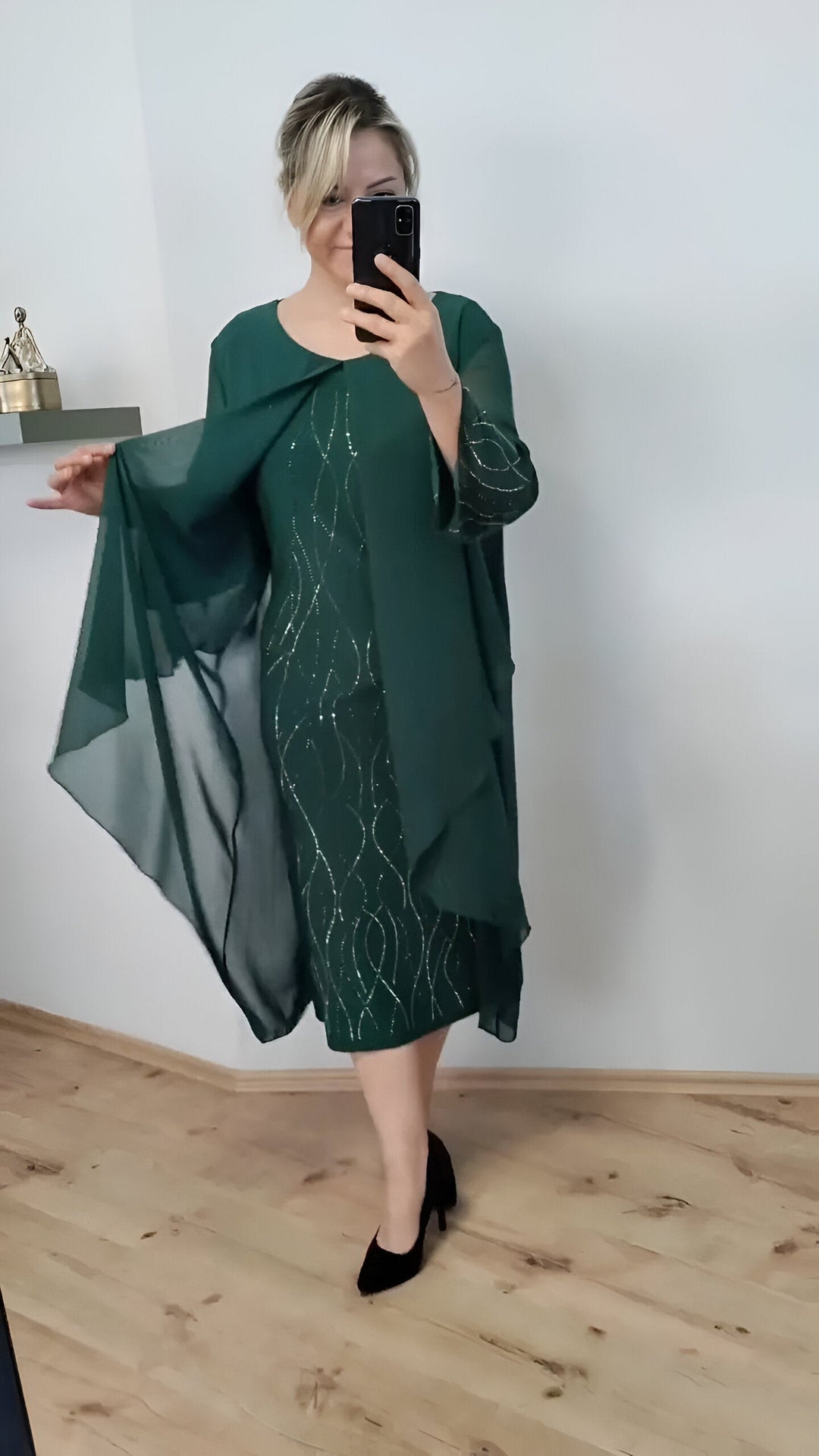 Nienke – Elegantes Wickelkleid