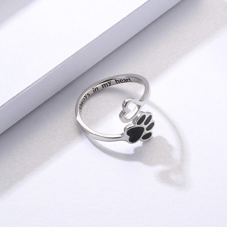 HeartPaw – Handgefertigter Ring mit Pfote und Herz