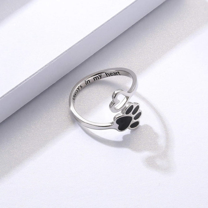 HeartPaw – Handgefertigter Ring mit Pfote und Herz