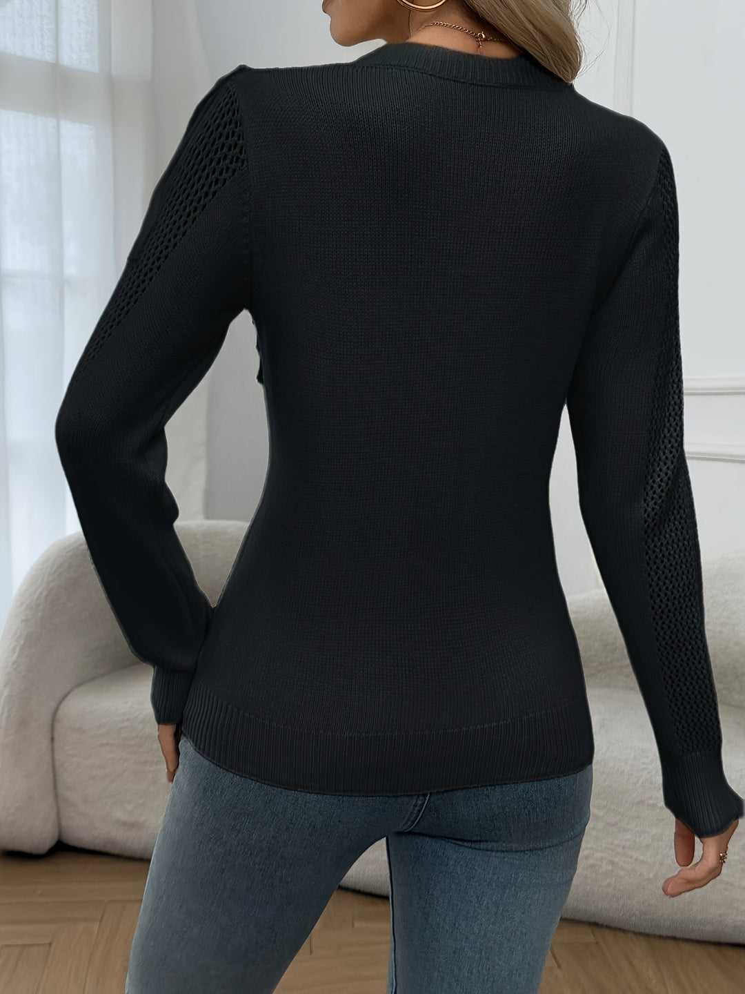 Thindra – Fransiger Pullover Mit Langen Ärmeln