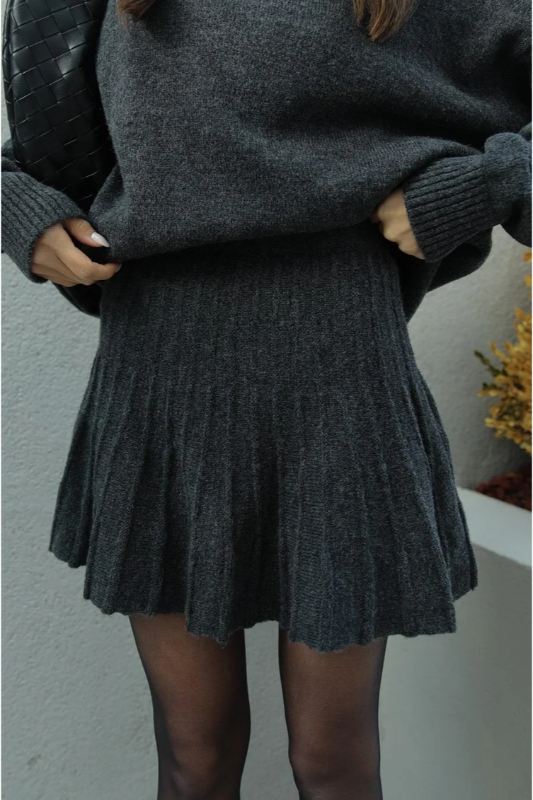 Raphaella - Strick Pullover Und Rock Im Set