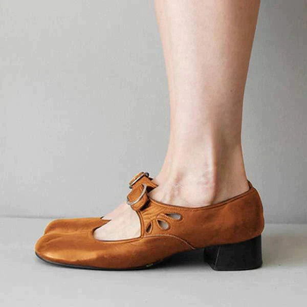 Lois - Schuhe Mit Einer Schnalle