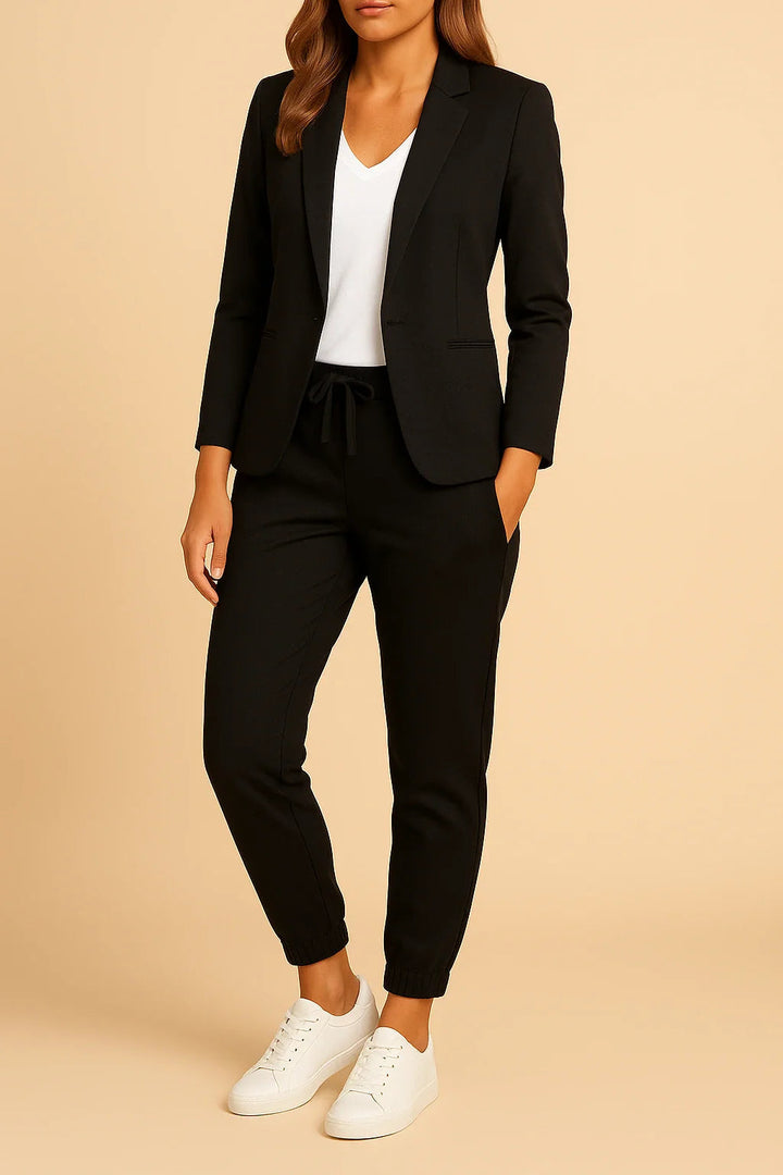 Izabela – Eleganter Zweiteiliger Anzug