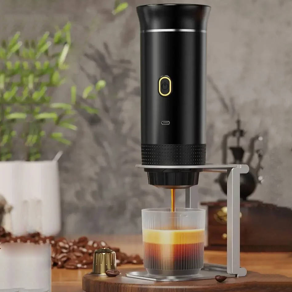AeroCafe – Tragbare Espresso und Cappuccino Maschine