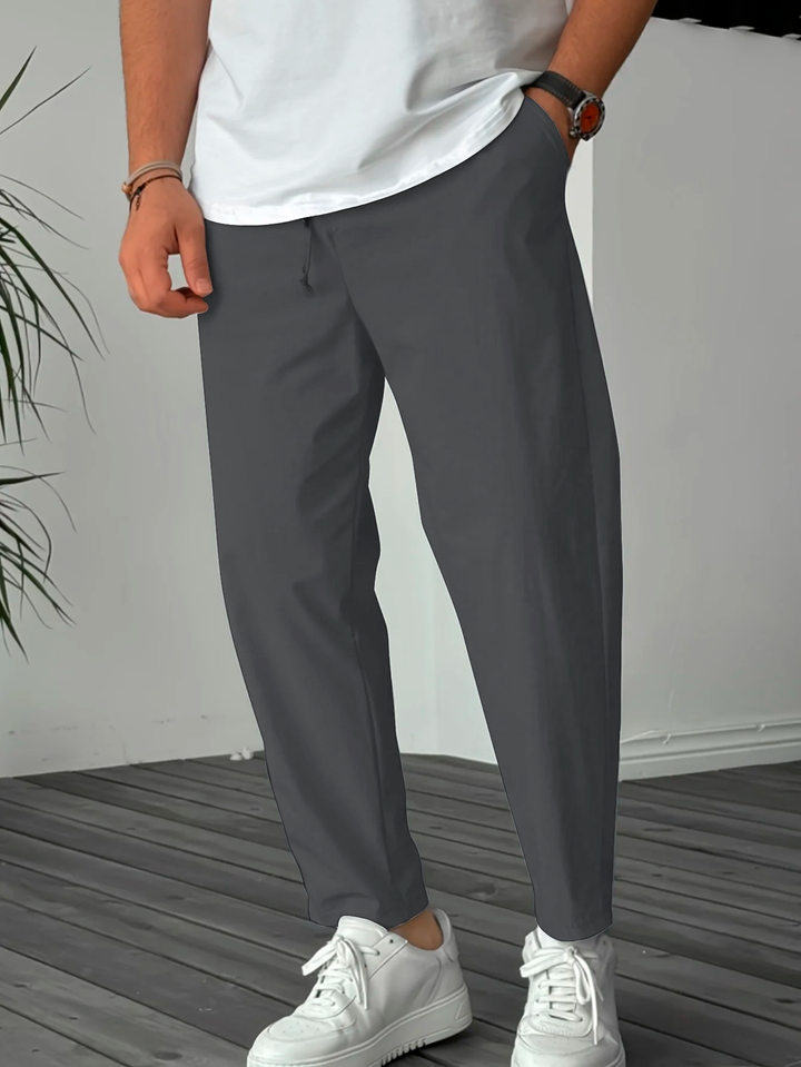 Blewett – Elegante Konisch Zulaufende Hose Mit Kordelzug