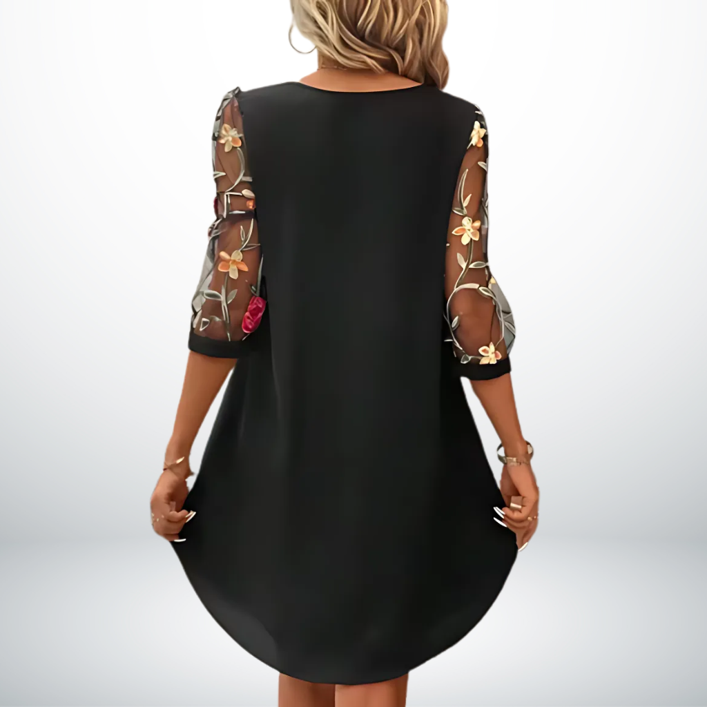 Dumelza – Mini Kleid Mit Blumen Armeln