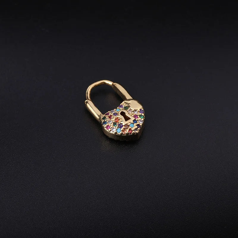 LuxeHeart – Herzförmige Creolen