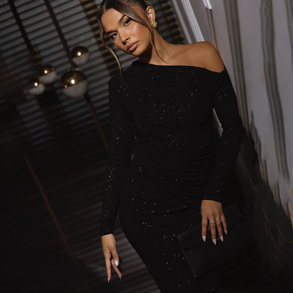 Uriela – Glitzerndes Maxikleid mit Langen Ärmeln