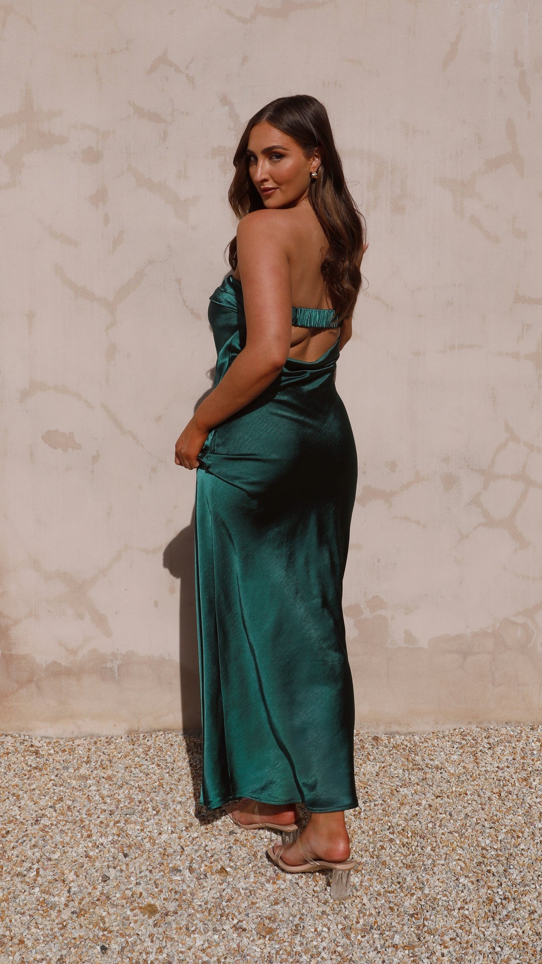 Thesa - Ärmelloses Satin Kleid
