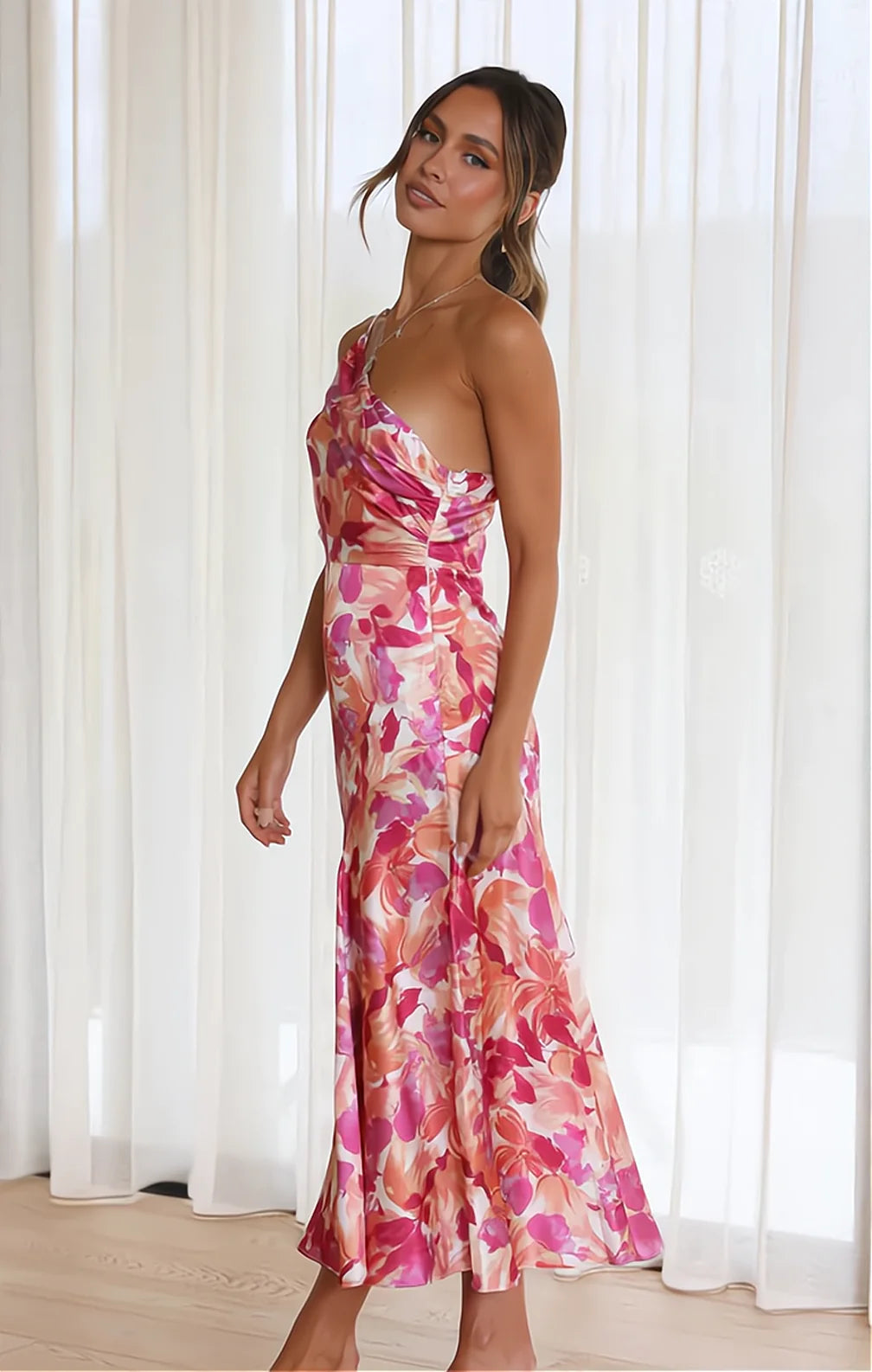 Cynthia - Satin Kleid Mit Blumenmuster