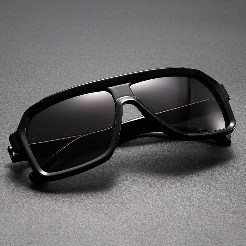 NeoShade – Retro Sonnenbrillen