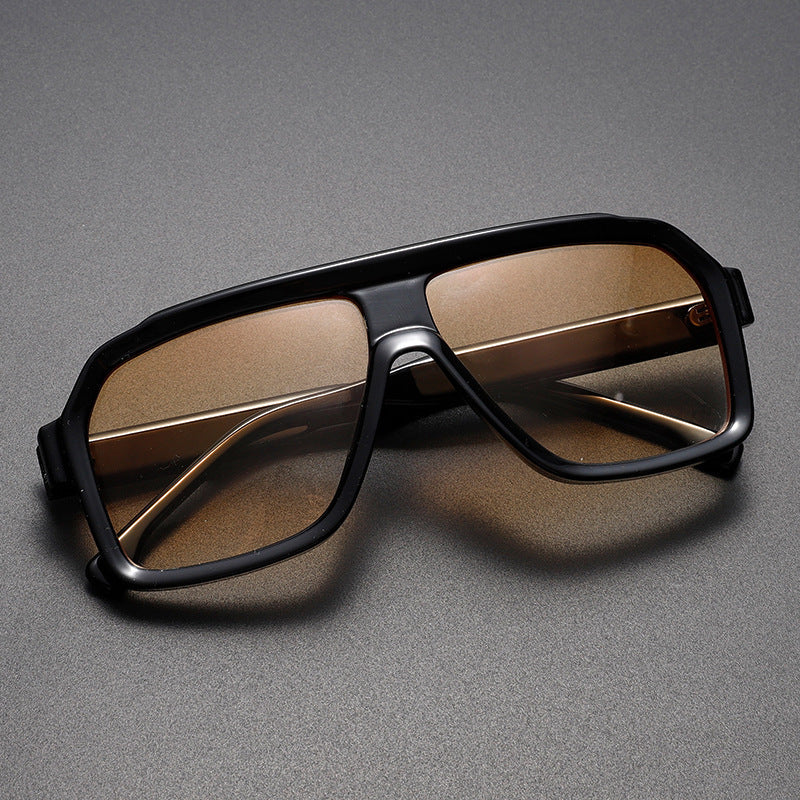 NeoShade – Retro Sonnenbrillen