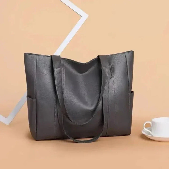 Luxus – Elegante, minimalistische Handtasche