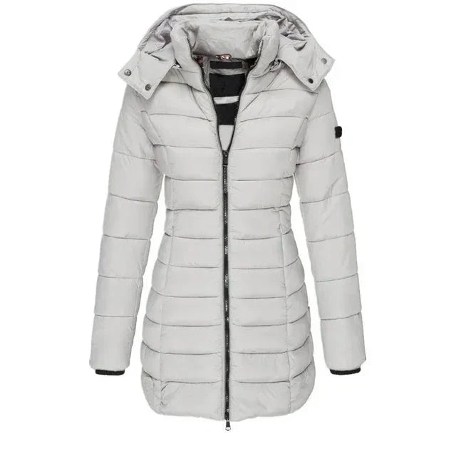 Boudica – Lange Daunen Jacke