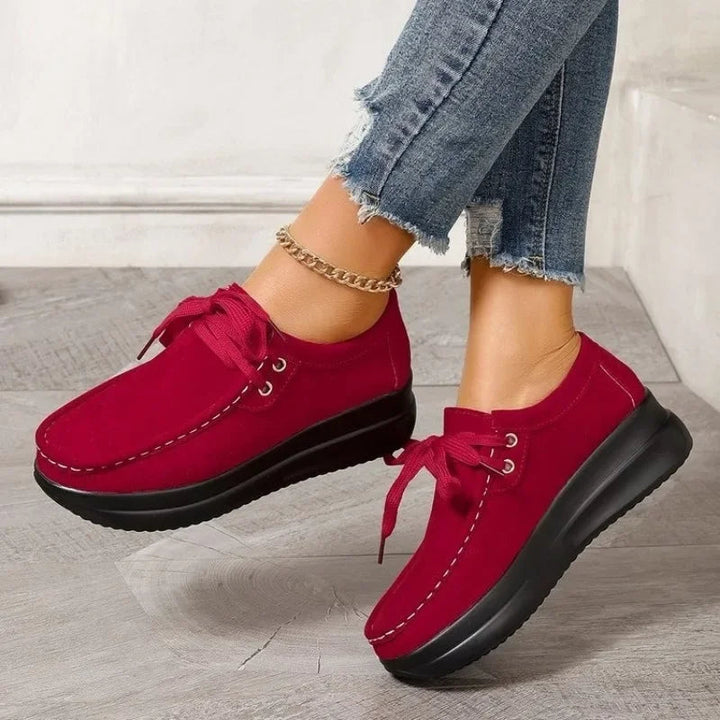 Tonja – Schnürschuhe Aus Wildleder Mit Rutschfester Sohle