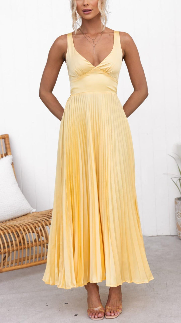 Sheree - Plissiertes Maxikleid Mit V-Ausschnitt