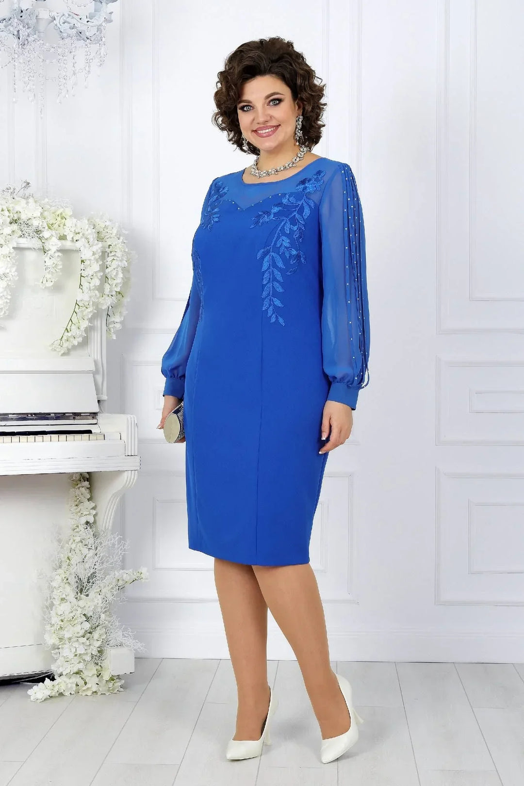 Katreen – Stilvolles Langarm Kleid Mit Blumen Stickerei