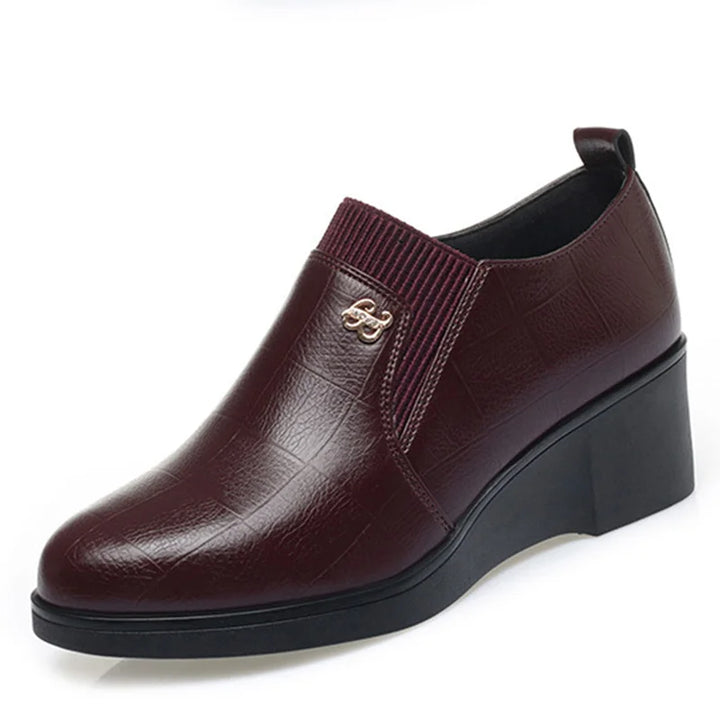 Switolina – Modische Keilschuhe Aus Leder