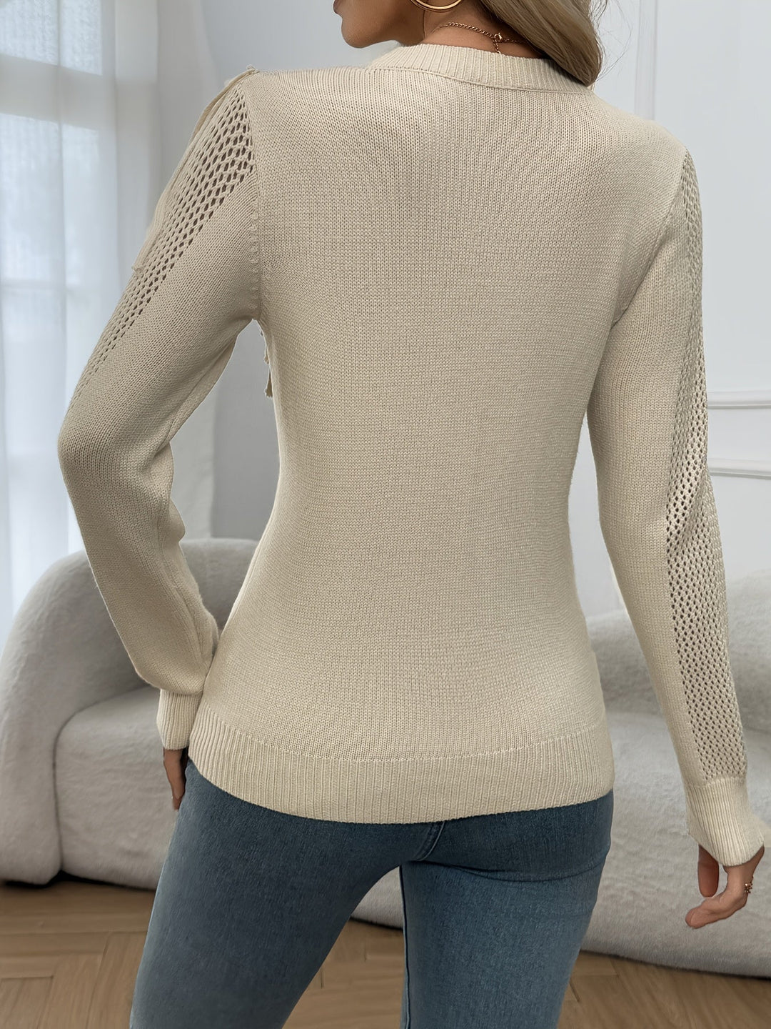 Thindra – Fransiger Pullover Mit Langen Ärmeln