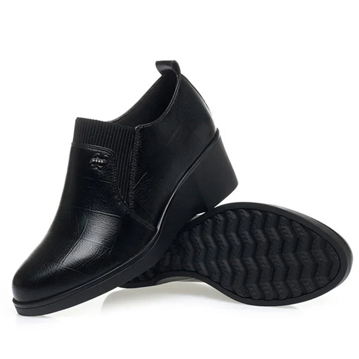 Switolina – Modische Keilschuhe Aus Leder