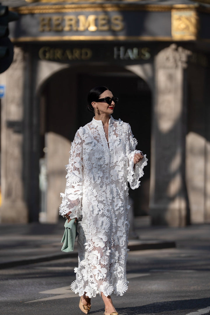 Elizabeth – Elegantes Spitzen Kleid Mit Langen Ärmeln