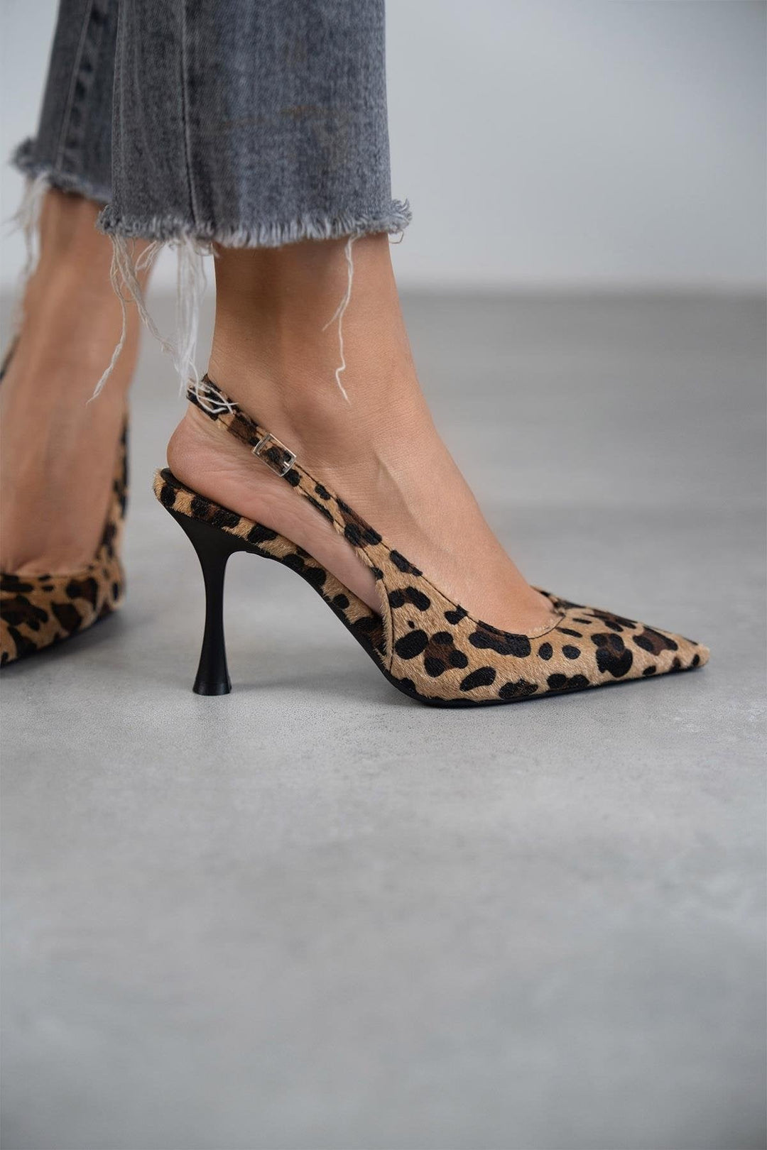 Ania – Pumpen Mit Spitzer Zehenpartie Und Leoparden Muster