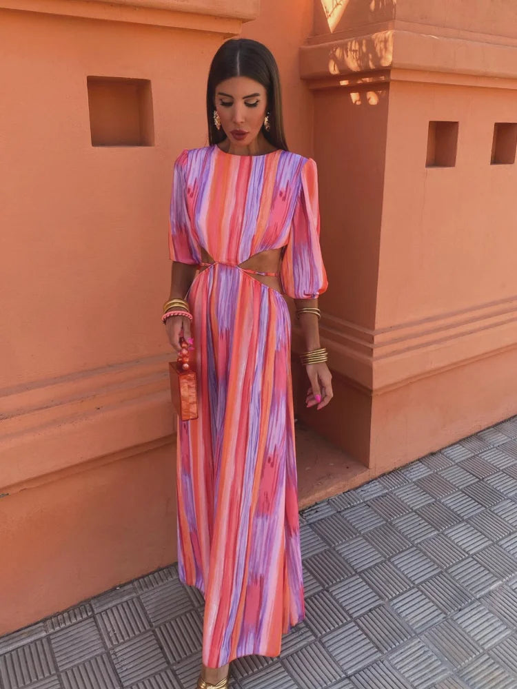Paloma – Elegantes Kleid Mit Ausschnitt