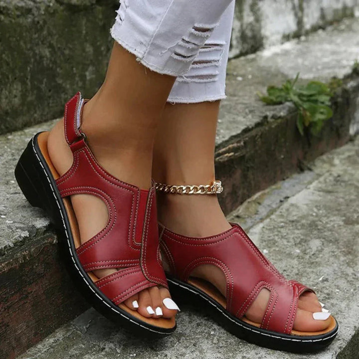 Kristie - Klassische Sandalen