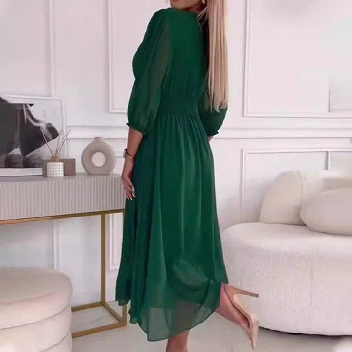 Svana –  V-Ausschnitt  Chiffon-Kleid