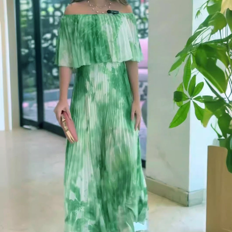 Vinelia – Bedrucktes Kleid mit Plisseefalten und Schulterfreiem Ausschnitt
