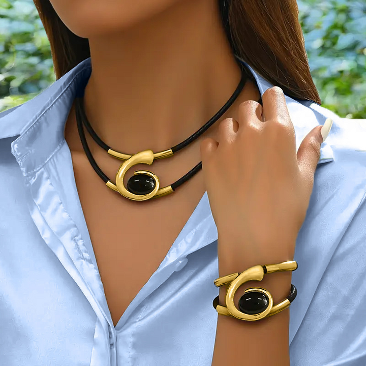 Brisia – Vintage Boho Halskette und Armband Set