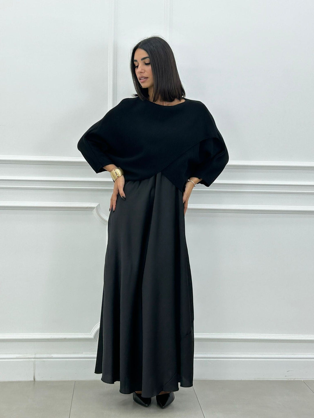 Lorelei – Elegantes Langes Kleid Und Asymmetrisches Oberteil